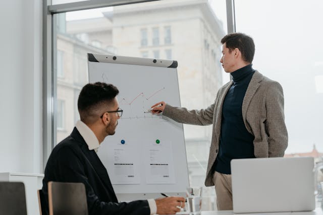 Data-Driven Hiring: Bagaimana Asesmen Membantu Mengurangi Turnover Karyawan