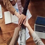 Cara Memilih Platform Asesmen Karyawan yang Tepat untuk Perusahaan Anda